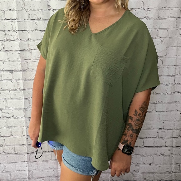 Zenana Outfitters Tops - Zenana Green Muslim V-Neck Pocket Blouse